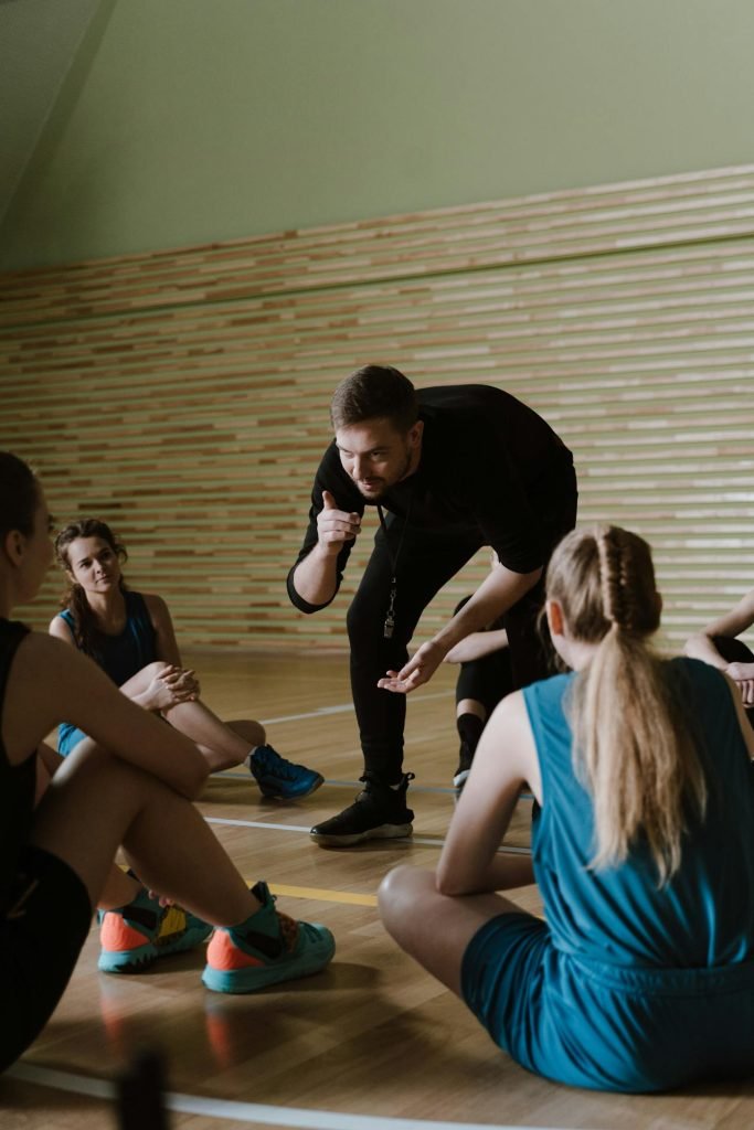 Can Men Wear Women's Basketball Shoes